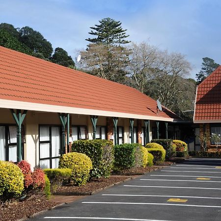 Tudor Court Motor Lodge Окленд Экстерьер фото
