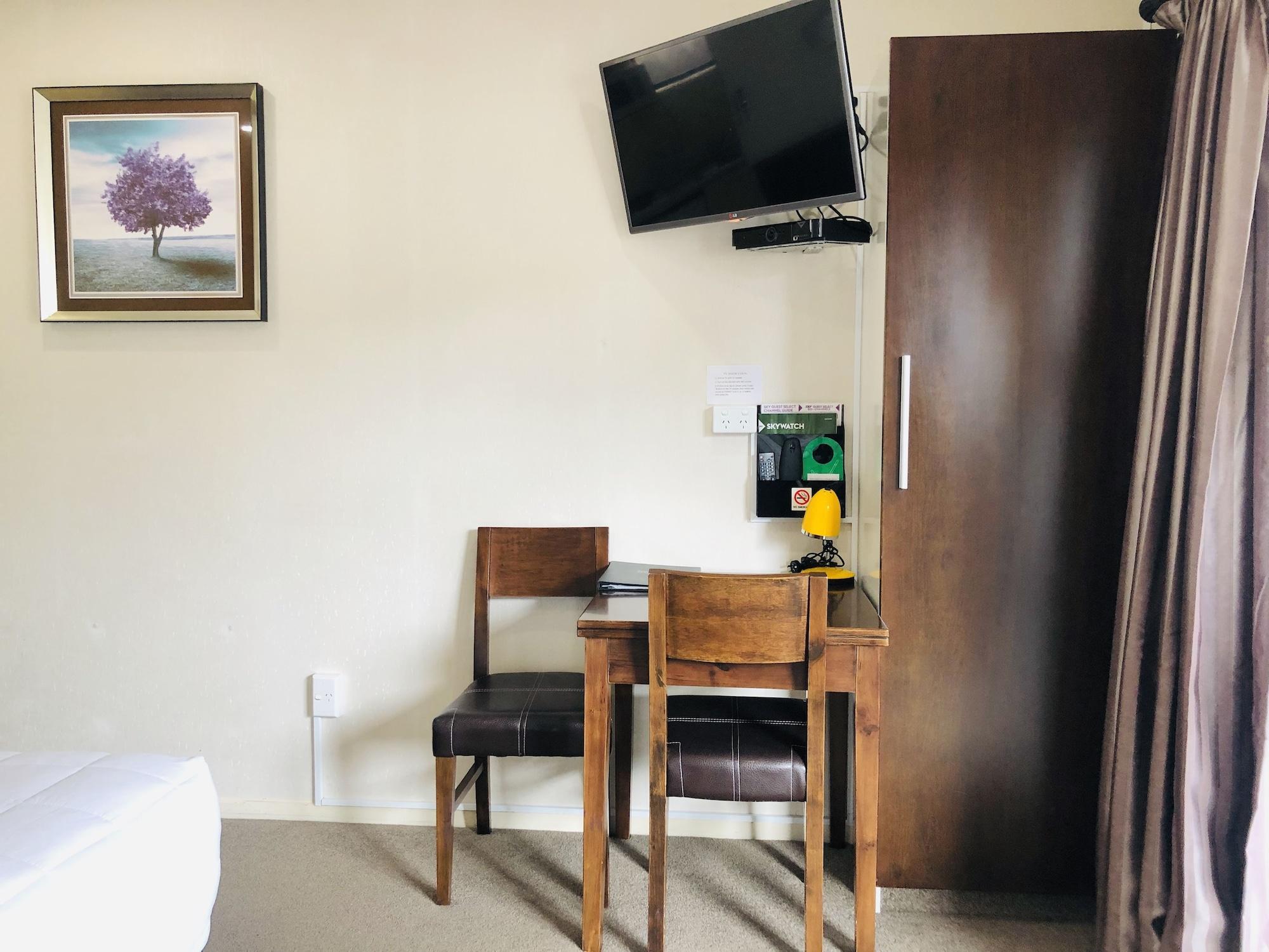 Tudor Court Motor Lodge Окленд Экстерьер фото