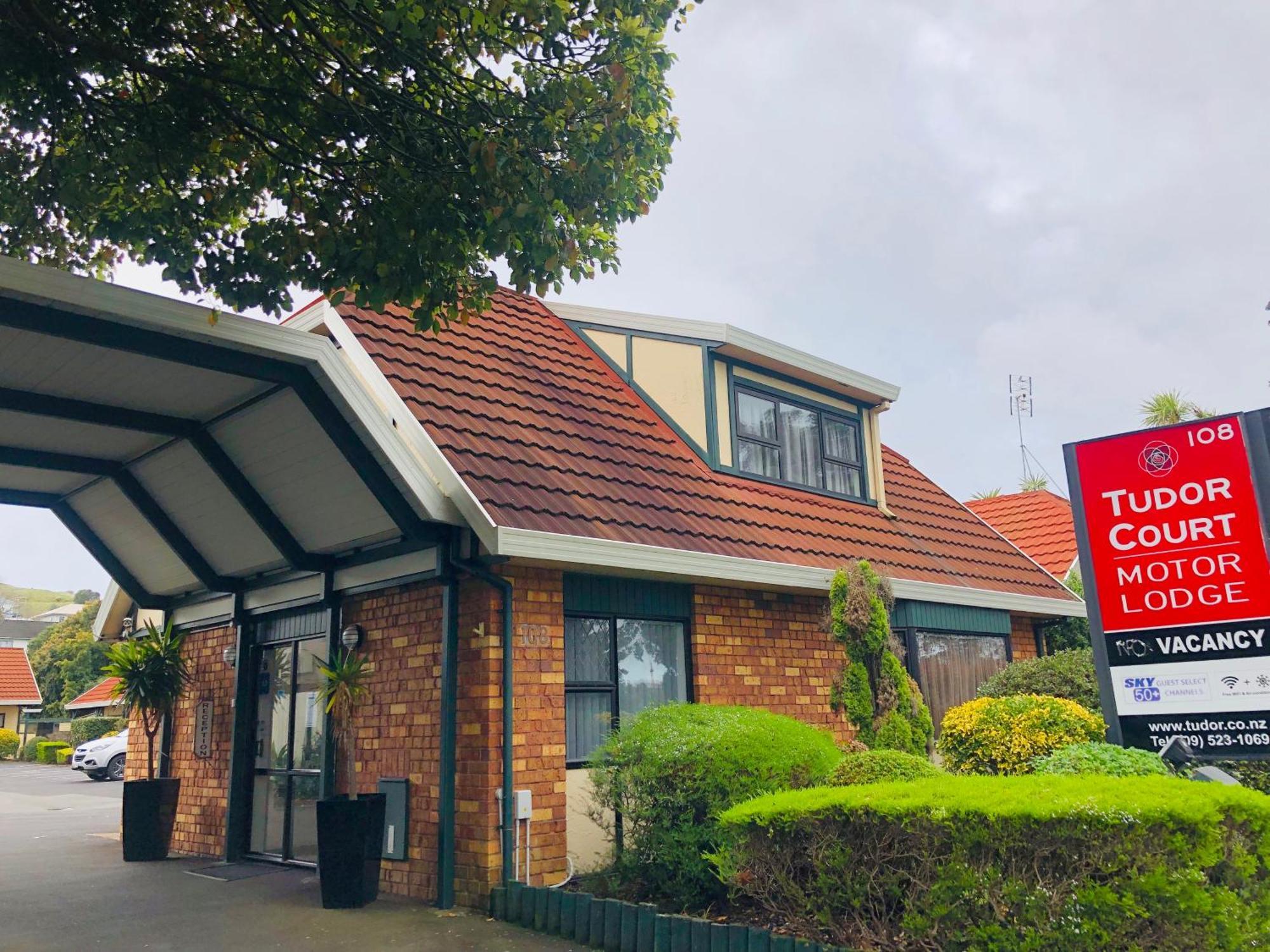 Tudor Court Motor Lodge Окленд Экстерьер фото