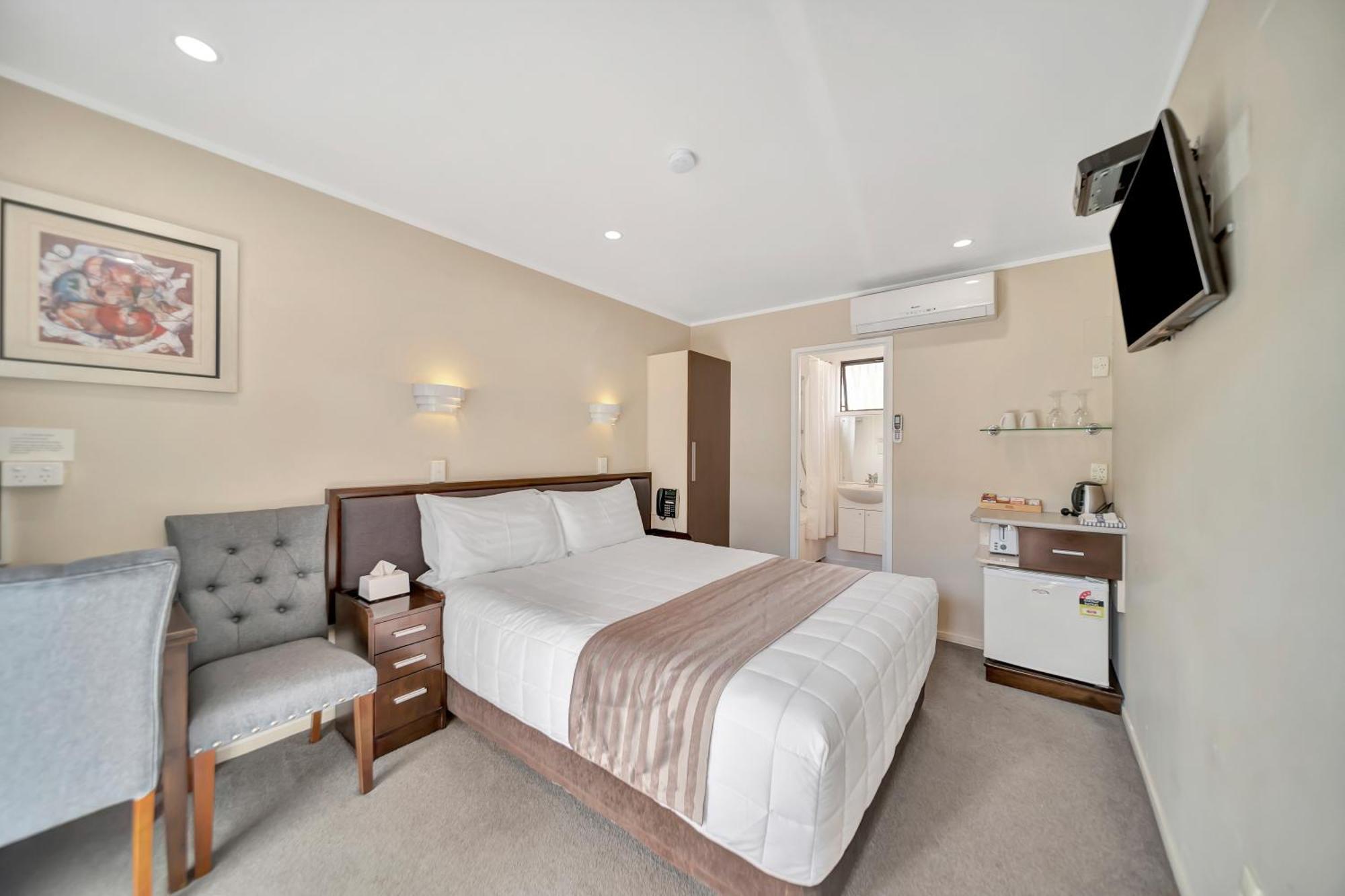 Tudor Court Motor Lodge Окленд Экстерьер фото