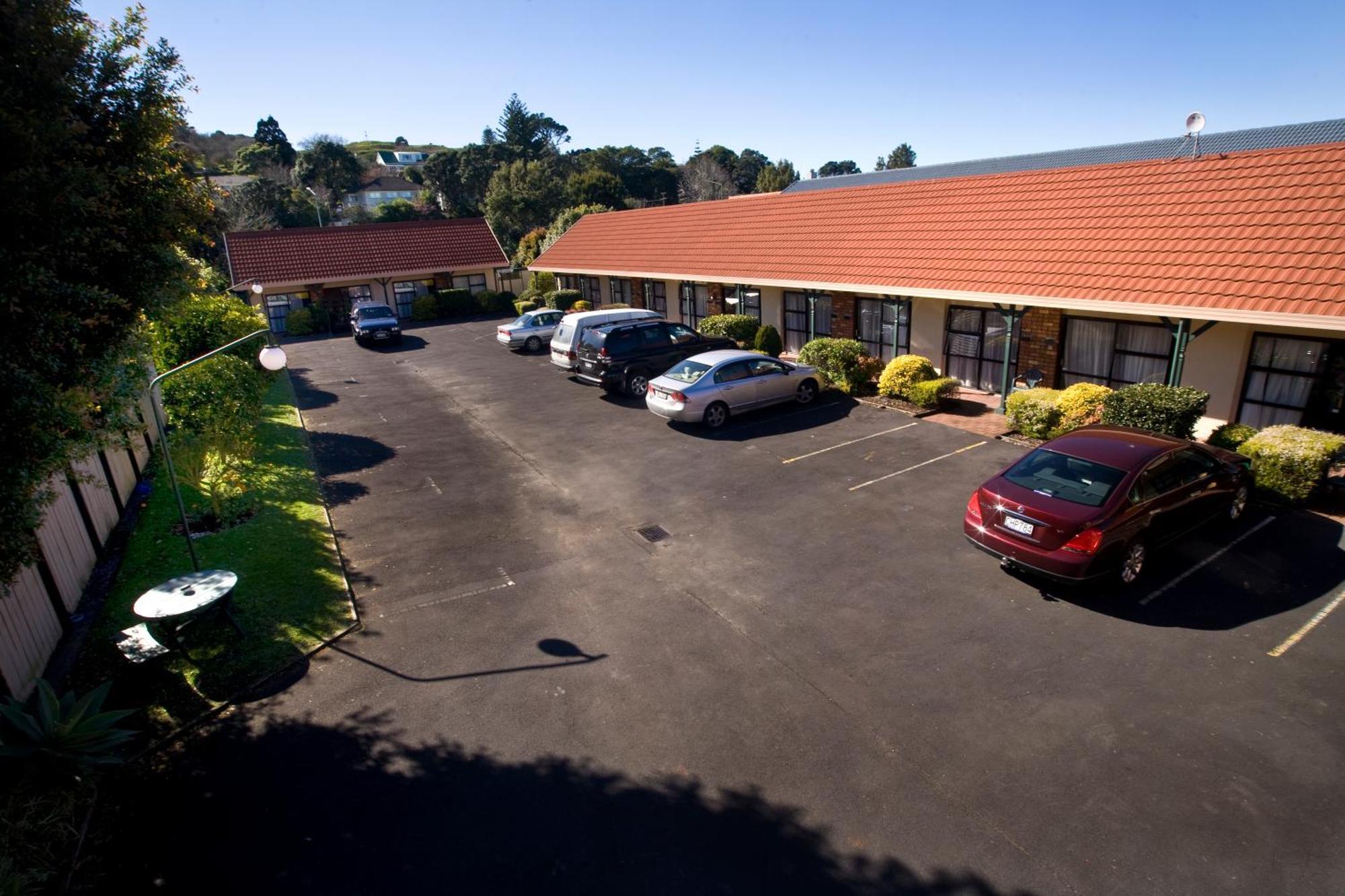 Tudor Court Motor Lodge Окленд Экстерьер фото
